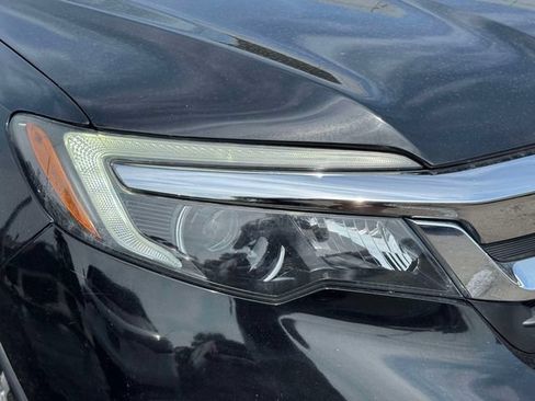 Used 2020 Honda Pilot EX image 11