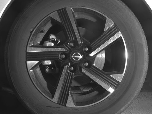 Used 2025 Nissan Sentra SV image 12