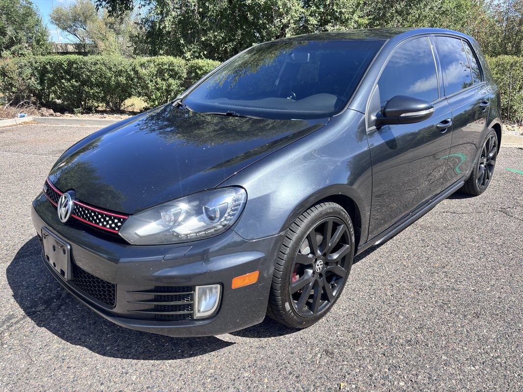 Used 2012 Volkswagen Golf 4-Door FWD image 5