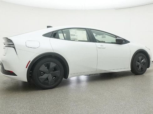 New 2026 Toyota Prius Plug-In Hybrid image 24