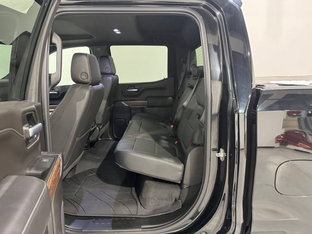 Used 2022 Chevrolet Silverado 1500 High Country w/ Safety Package II AWD/4WD image 19