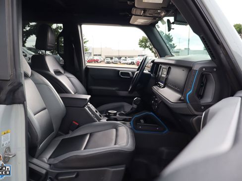 Used 2022 Ford Bronco Black Diamond AWD/4WD image 29