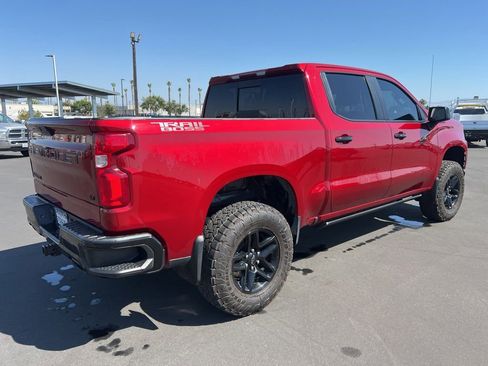 Used 2021 Chevrolet Silverado 1500 LT Trail Boss w/ Convenience Package II AWD/4WD image 4