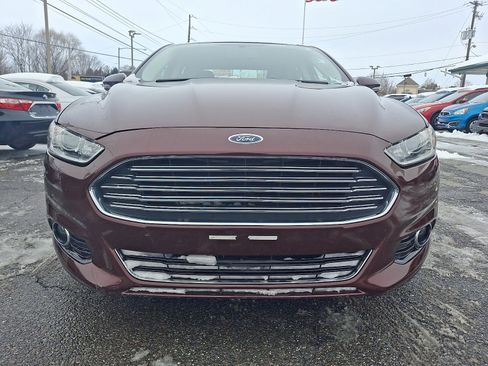Used 2013 Ford Fusion Titanium image 2