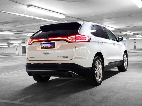 Used 2018 Ford Edge Titanium w/ Canadian Touring Package image 7