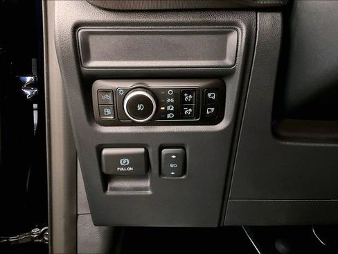 Used 2025 Ford F150 Platinum w/ Equipment Group 702A High AWD/4WD image 42