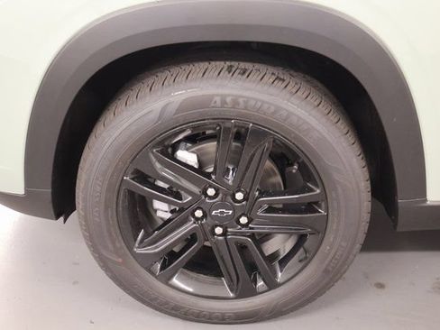 New 2026 Chevrolet Trax ACTIV w/ Driver Confidence Package FWD image 8