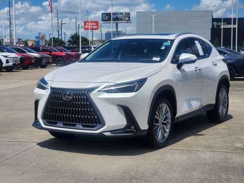 Used 2025 Lexus NX 350 AWD w/ Accessory Package (2T) image 3