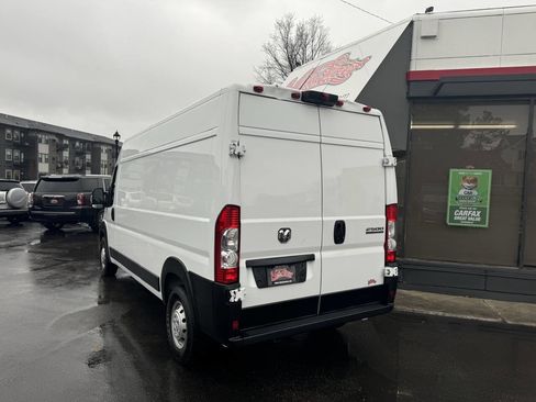 Used 2023 RAM ProMaster 2500 image 3