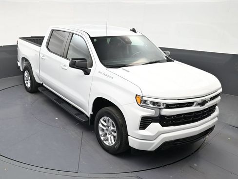 Used 2023 Chevrolet Silverado 1500 RST RWD image 15