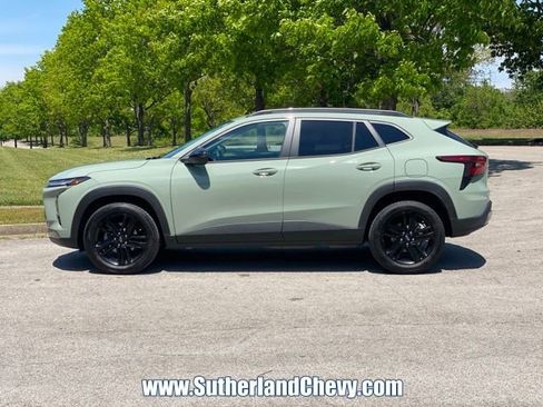 Certified 2026 Chevrolet Trax ACTIV w/ Driver Confidence Package FWD image 4