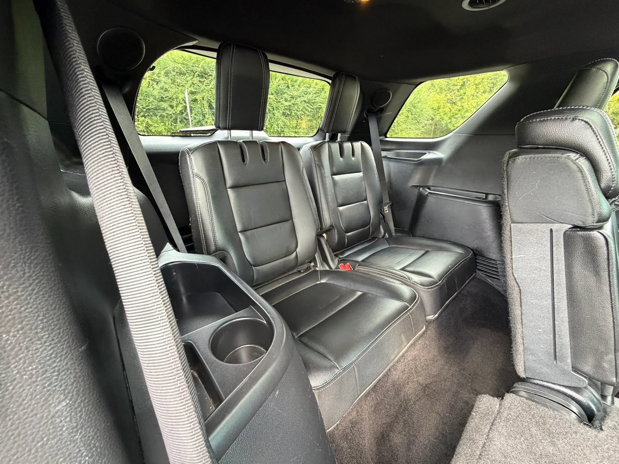 Used 2016 Ford Explorer Limited w/ Equipment Group 301A FWD image 21