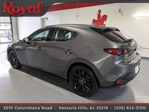 Used 2019 MAZDA MAZDA3 Hatchback w/ Premium Package image 2