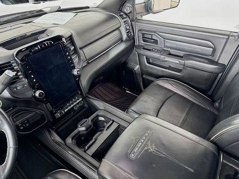 Used 2022 RAM 2500 Limited image 27