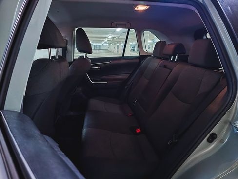 Used 2021 Toyota RAV4 XLE FWD image 21