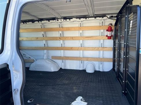 Used 2019 GMC Savana 2500 w/ Driver Convenience Package image 24