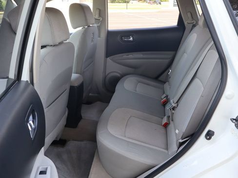 Used 2008 Nissan Rogue SL w/ Premium Pkg AWD/4WD image 18