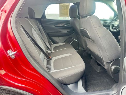 Used 2025 Chevrolet TrailBlazer LT image 25