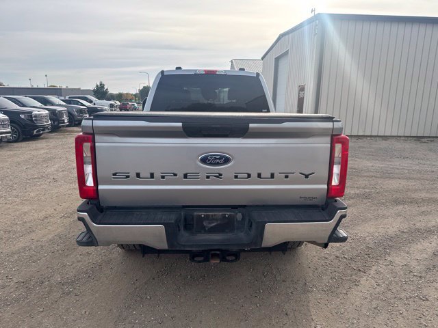 Used 2023 Ford F250 XLT AWD/4WD image 9
