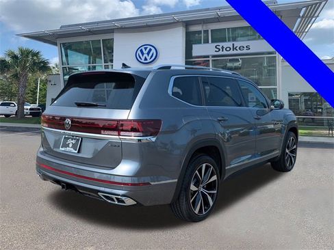 New 2025 Volkswagen Atlas SEL Premium R-Line image 4