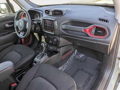 Used 2023 Jeep Renegade Trailhawk image 20