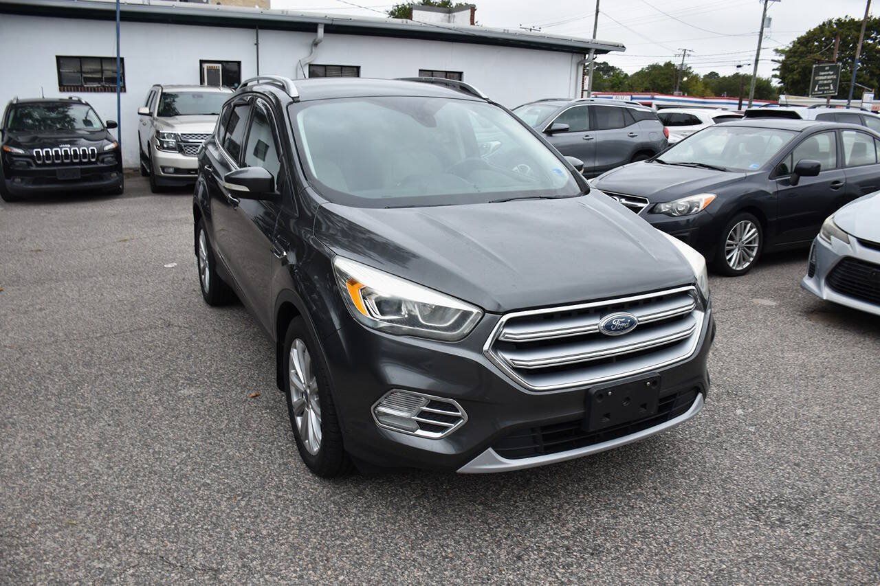 Used 2017 Ford Escape Titanium FWD image 7