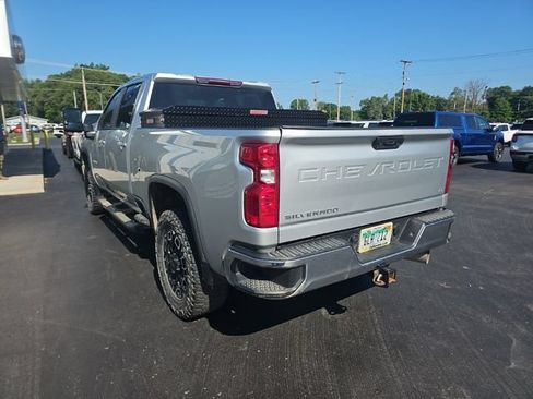 Used 2023 Chevrolet Silverado 2500 LT w/ Convenience Package AWD/4WD image 6