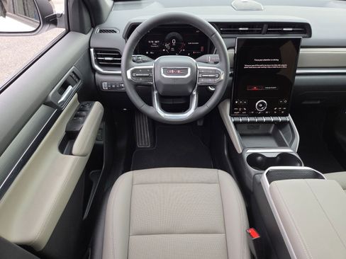 New 2026 GMC Terrain Elevation w/ Elevation Premium Package image 29