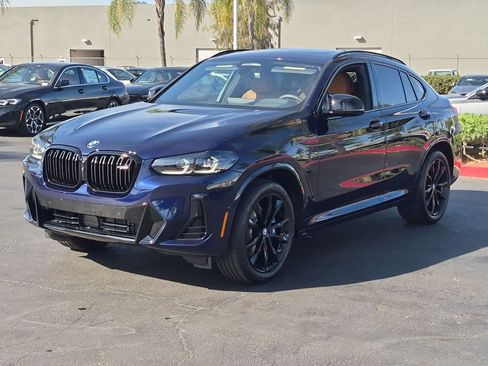 Used 2025 BMW X4 M40i AWD/4WD image 5