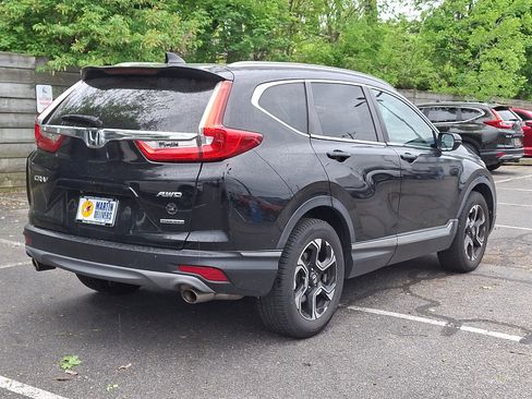 Used 2019 Honda CR-V Touring image 4