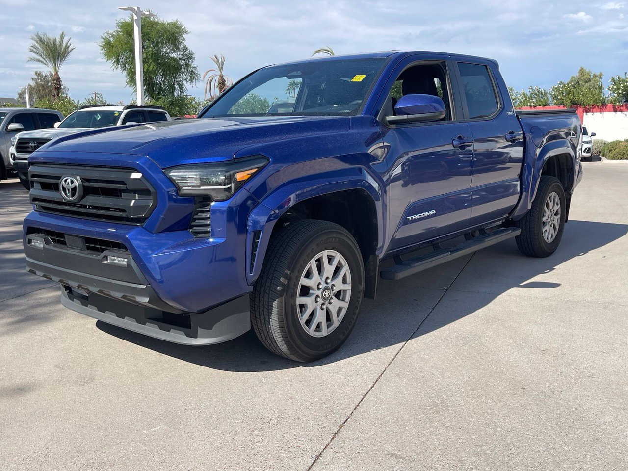 Used 2024 Toyota Tacoma SR5 AWD/4WD image 2