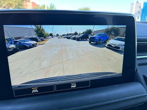 Used 2021 Chevrolet Tahoe Z71 AWD/4WD image 19