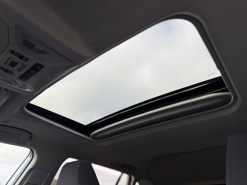 New 2025 Toyota RAV4 XLE w/ Convenience Package image 27