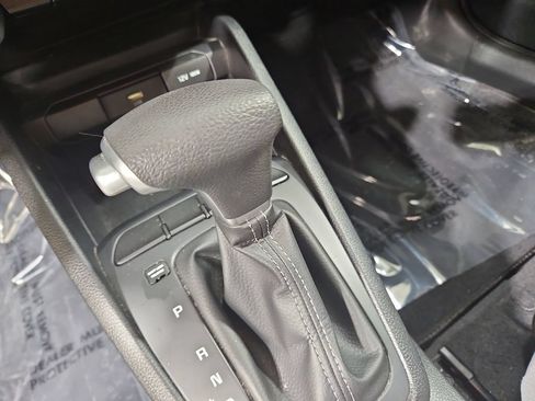 Used 2022 Kia Rio S w/ Technology Package FWD image 23