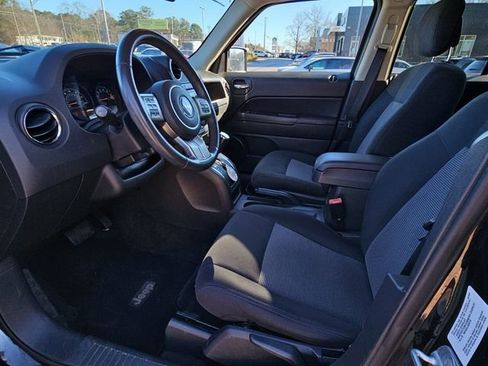 Used 2014 Jeep Patriot Latitude w/ Sun/Sound Group image 6