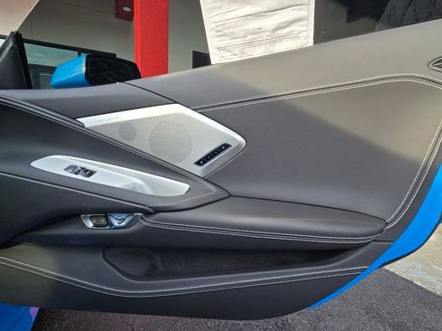 Used 2024 Chevrolet Corvette Stingray Premium Cpe w/ Battery Protection Package image 21