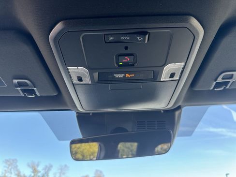 New 2024 Toyota Tacoma 2WD Double Cab image 21