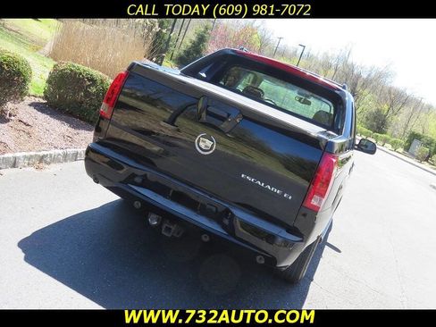 Used 2002 Cadillac Escalade EXT AWD/4WD image 16