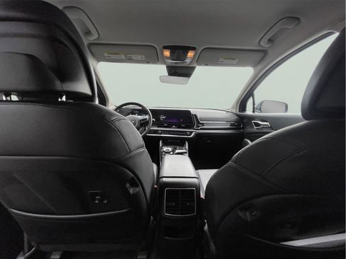 Used 2023 Kia Sportage EX image 16