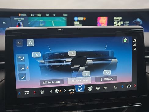New 2026 Lincoln Nautilus Premier w/ Equipment Group 102A AWD/4WD image 21