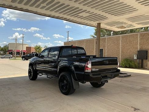 Used 2014 Toyota Tacoma PreRunner w/ TRD Sport Package RWD image 7