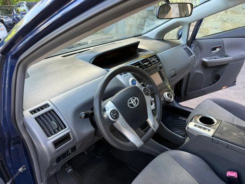 Used 2012 Toyota Prius V Three FWD image 30