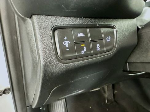 Used 2019 Hyundai Santa Fe SEL image 10