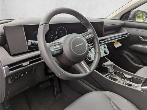Used 2026 Hyundai Tucson SEL FWD image 3