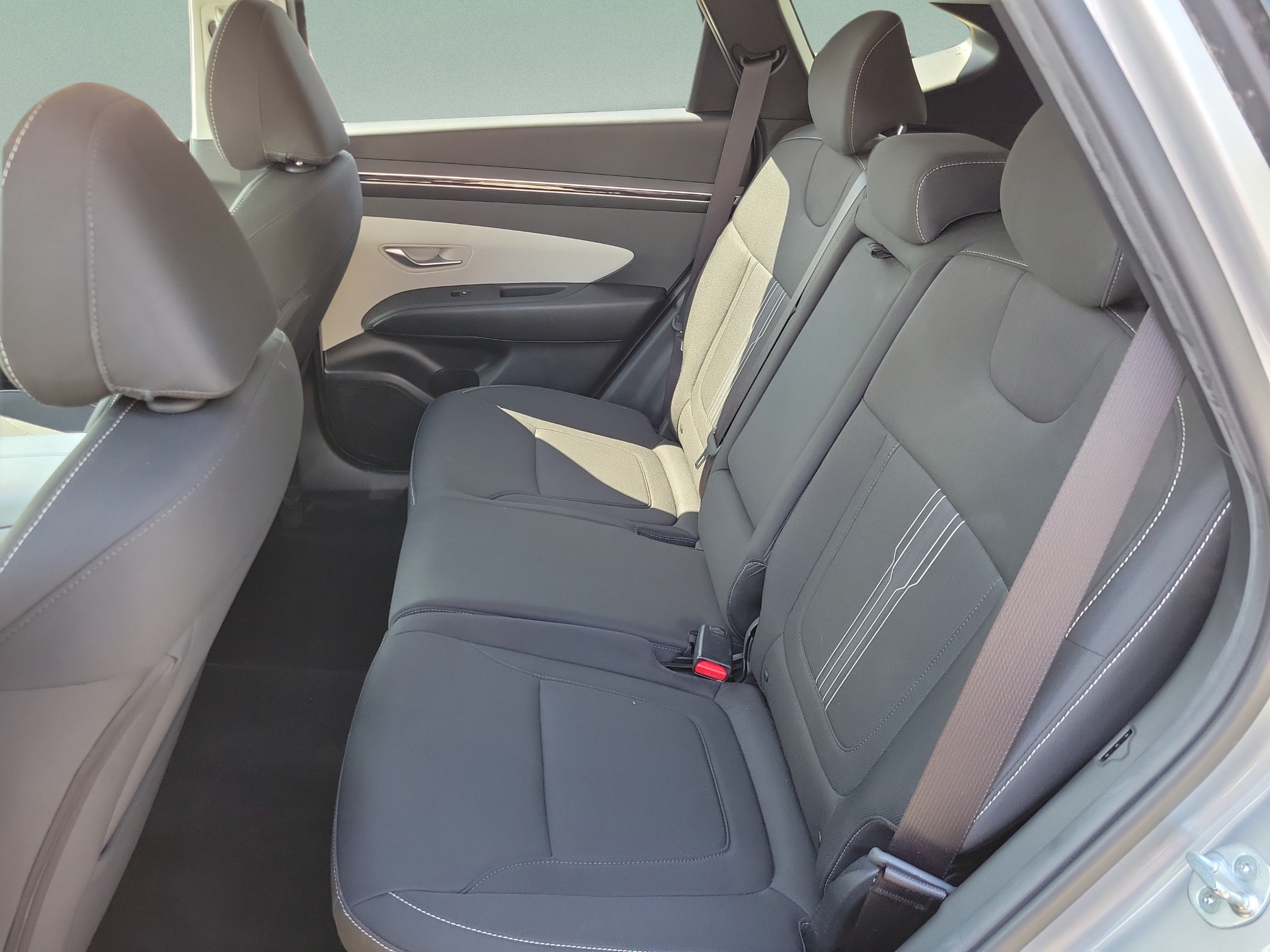 Used 2023 Hyundai Tucson SEL FWD image 8