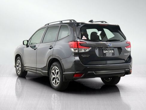 Used 2024 Subaru Forester Premium AWD/4WD image 3