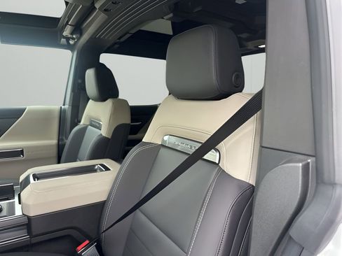 New 2026 GMC Hummer EV 2X image 24