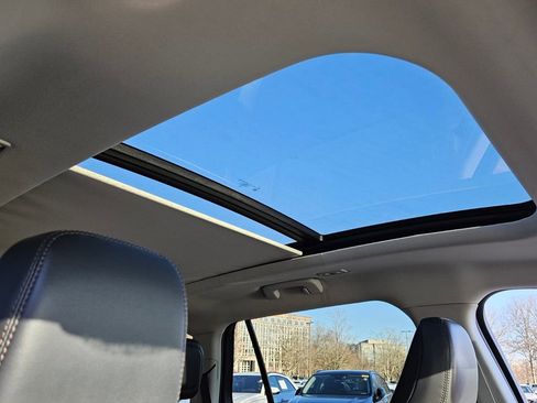 Used 2025 Lincoln Aviator 2WD w/ Equipment Group 101A image 21