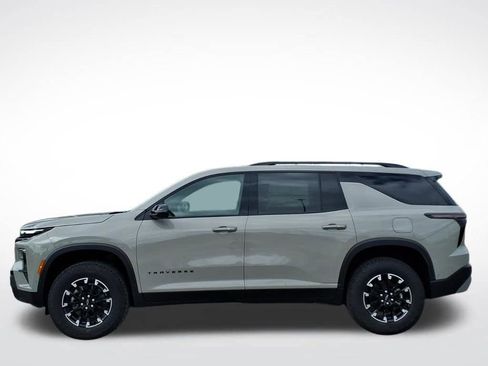 New 2026 Chevrolet Traverse Z71 w/ Enhanced Driving Package AWD/4WD image 7