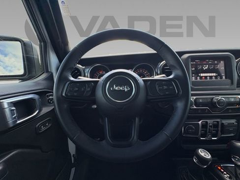 Used 2022 Jeep Wrangler Unlimited Sport AWD/4WD image 10